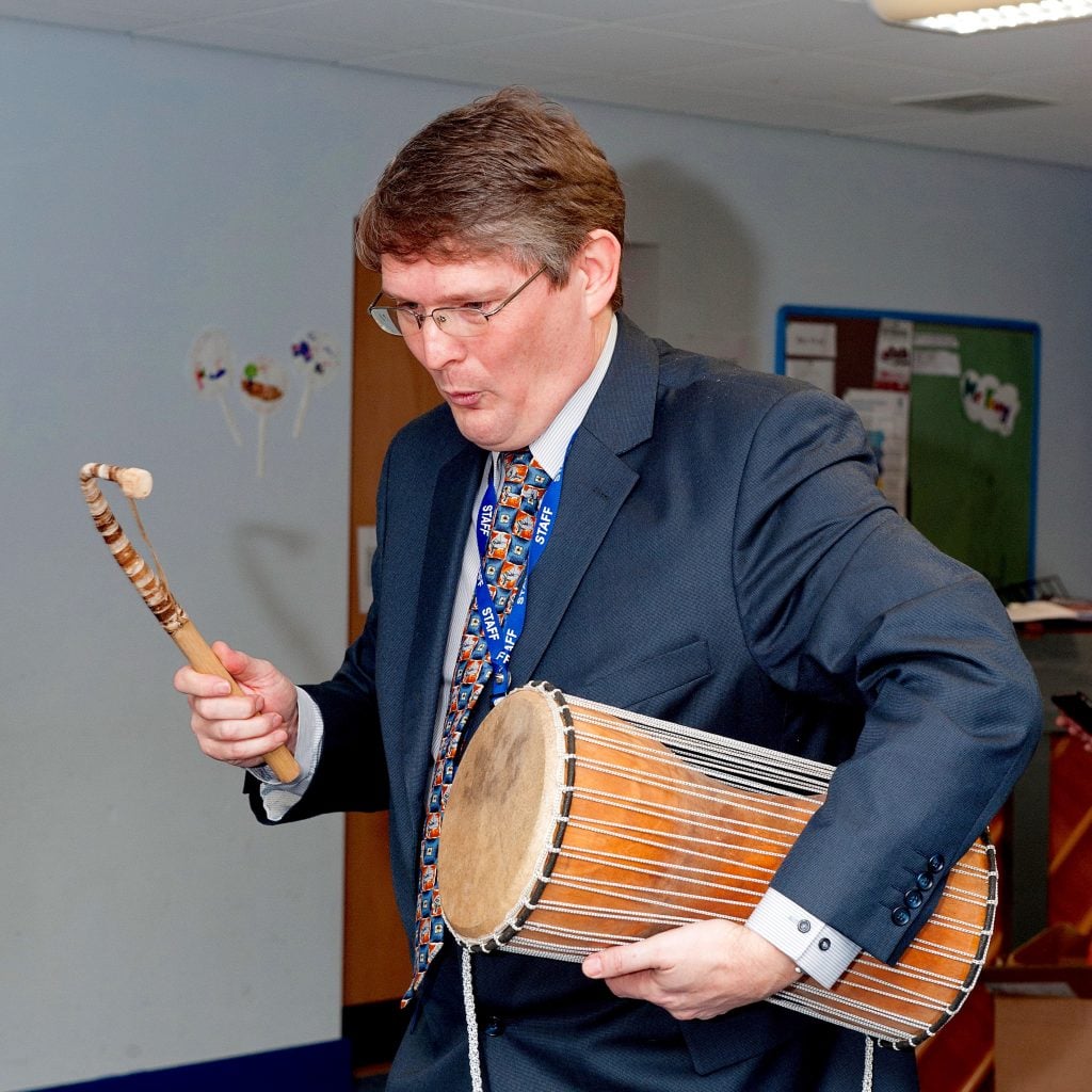 AD-tadrpr40 - Talking drum premium 40cm high action teacher clw