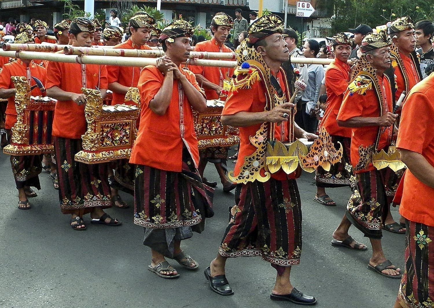 Beleganjur Gamelan Parade in Bali 001