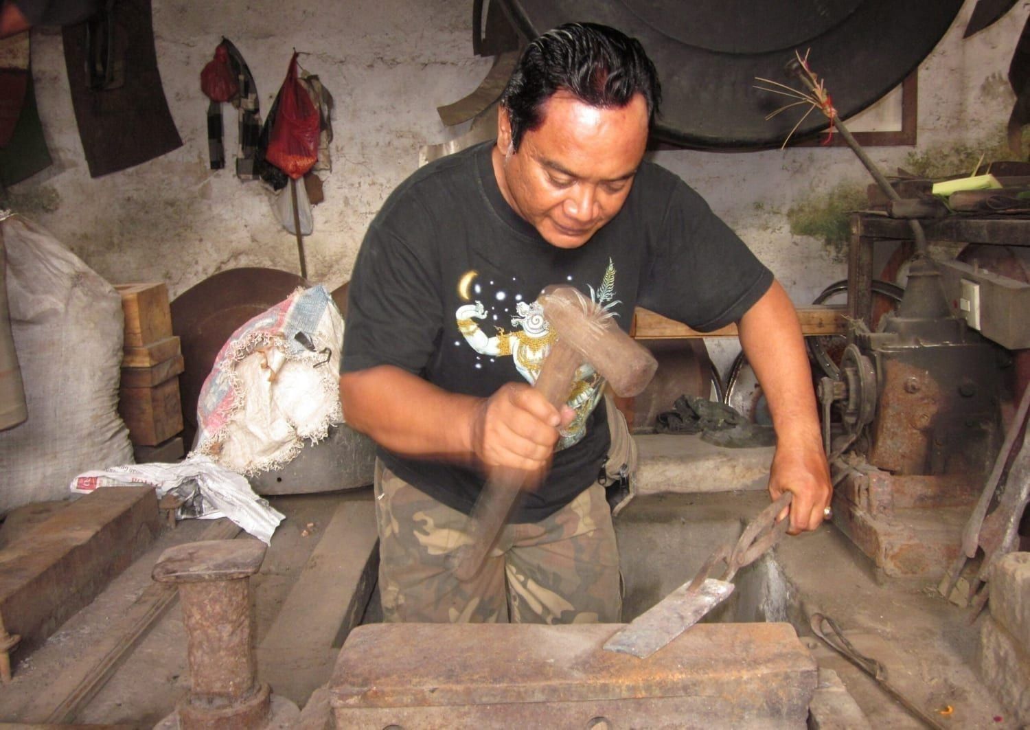 Hammering Metallophone Bars at the Foundry